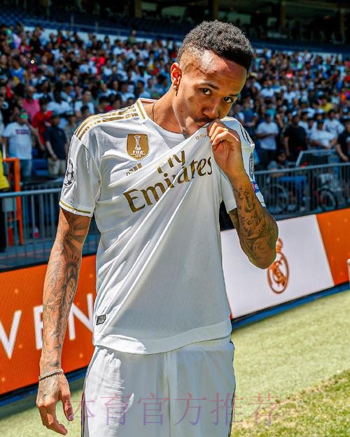 米利唐恢复合练 拉莫斯本泽马回球场进行有球训练 米利唐恢复合练 拉莫斯本泽马回球场进行有球训练