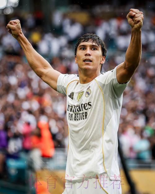 阿斯报:马塞洛无意离开皇马 他希望执行完合同 阿斯报:马塞洛无意离开皇马 他希望执行完合同