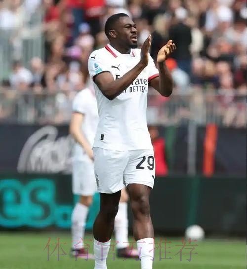 C罗离队最有可能去巴黎皇马 尤文或2500万出售